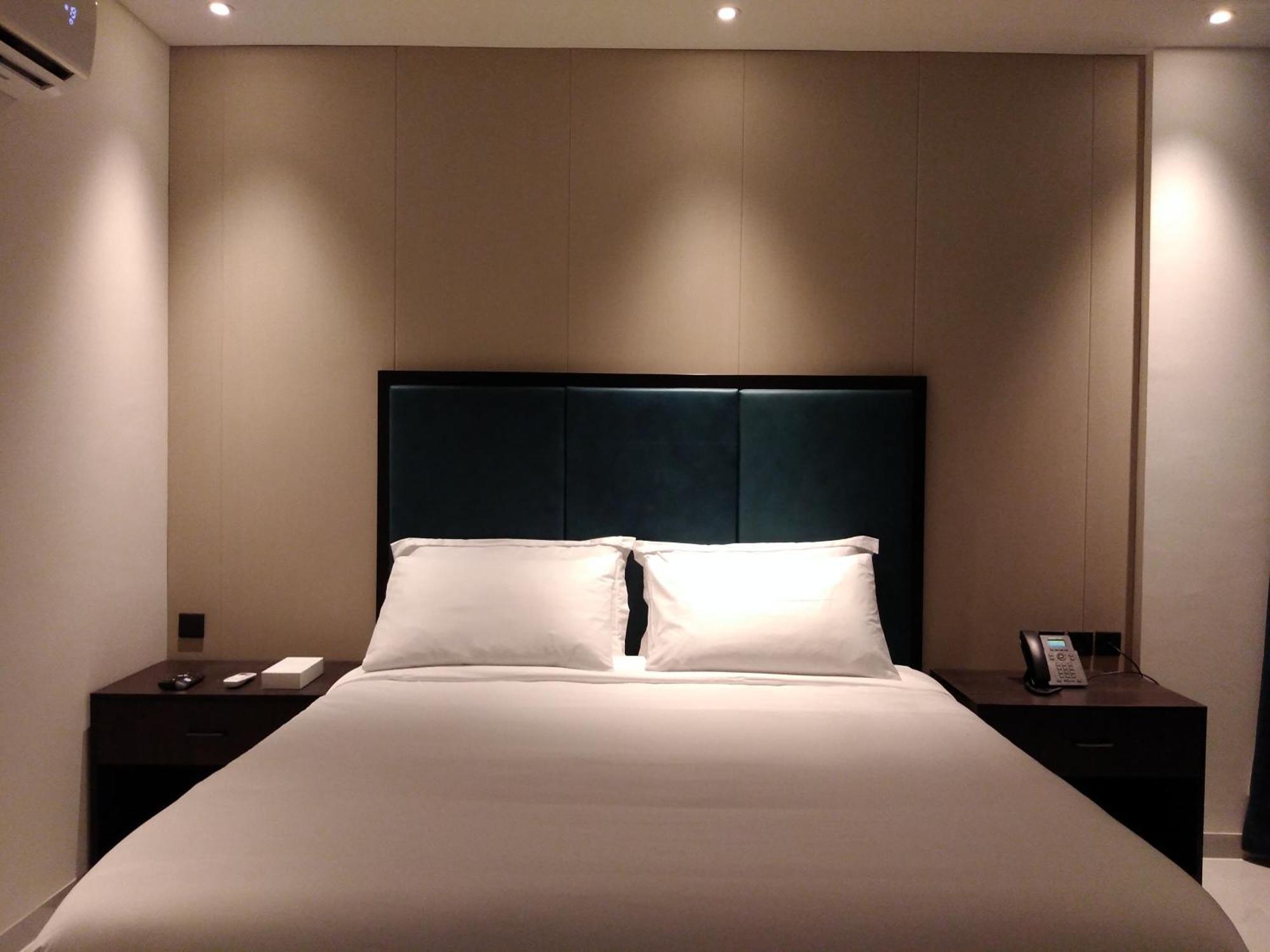 Nebula Hotel Dukm Kültér fotó
